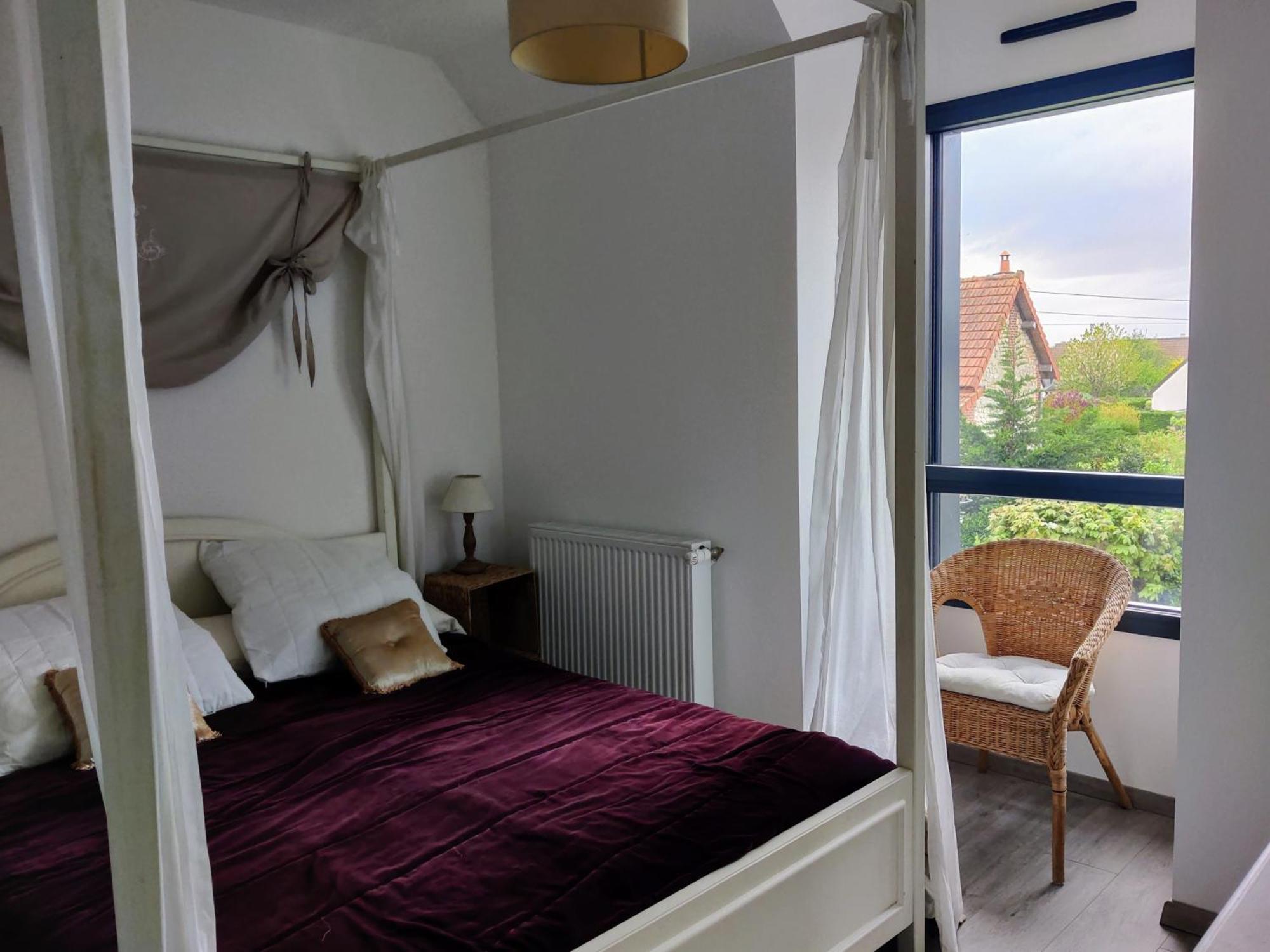 Rare A - Maison Neuve Avec Piscine Et Jardin *