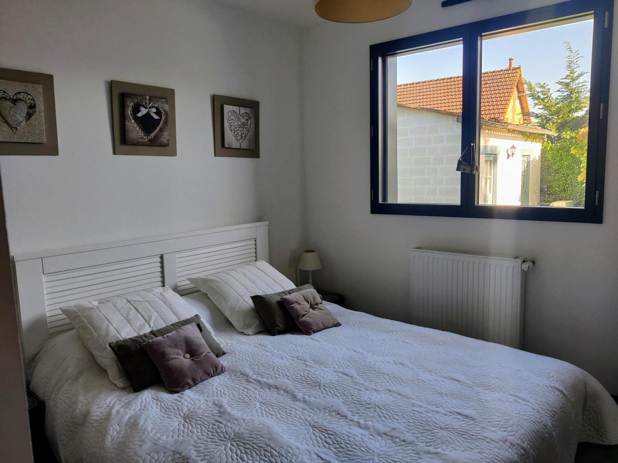 Holiday home Rare A - Maison Neuve Avec Piscine Et Jardin *
